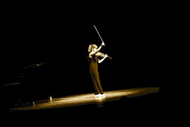 Herman van Veen Arts Center. Elin in Concert.